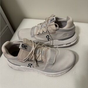 On Running Womens Cloudnova 2 Sneakers